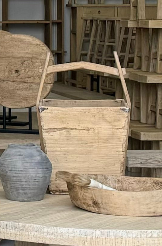 Vintage | Square Well Bucket