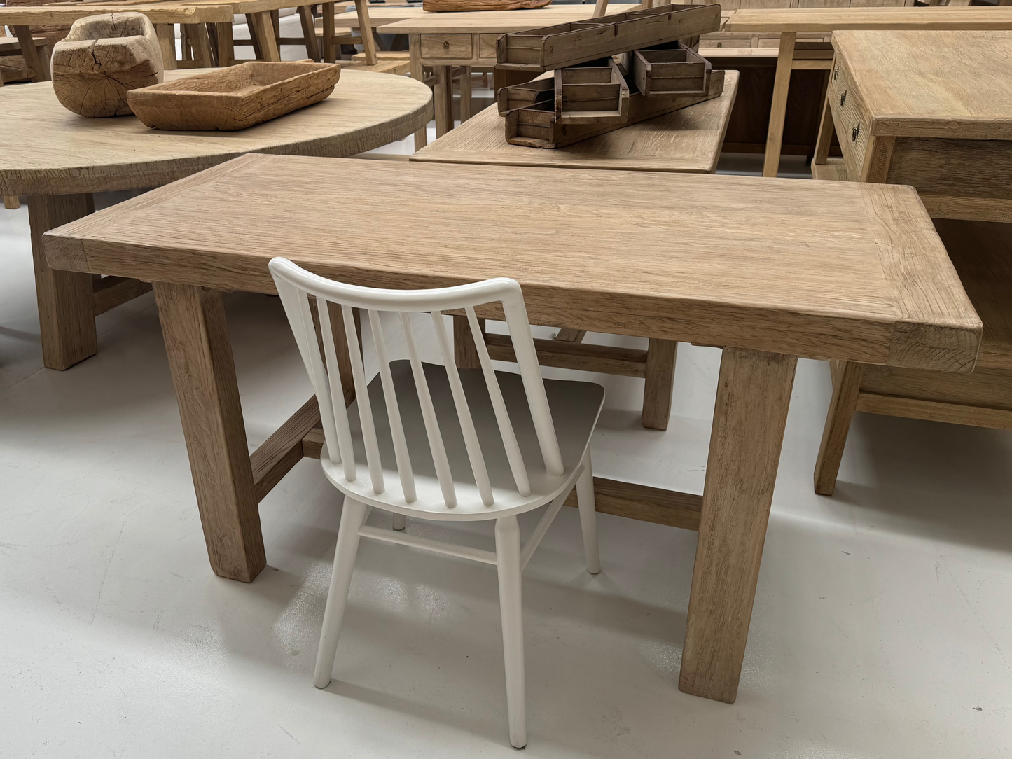 Ivy | Desk